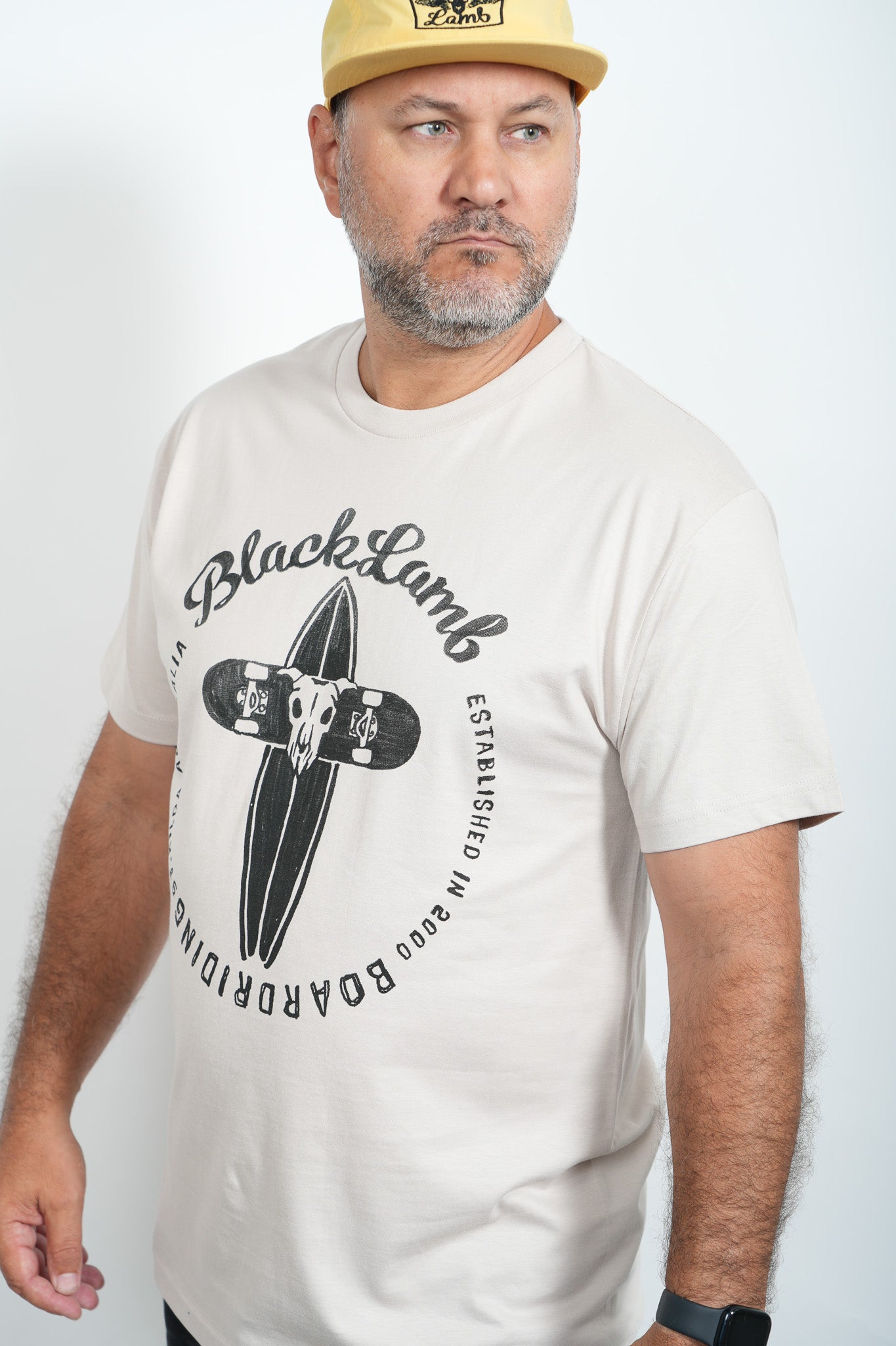 relaxed-fit-streetwear-tee-black-lamb.jpg