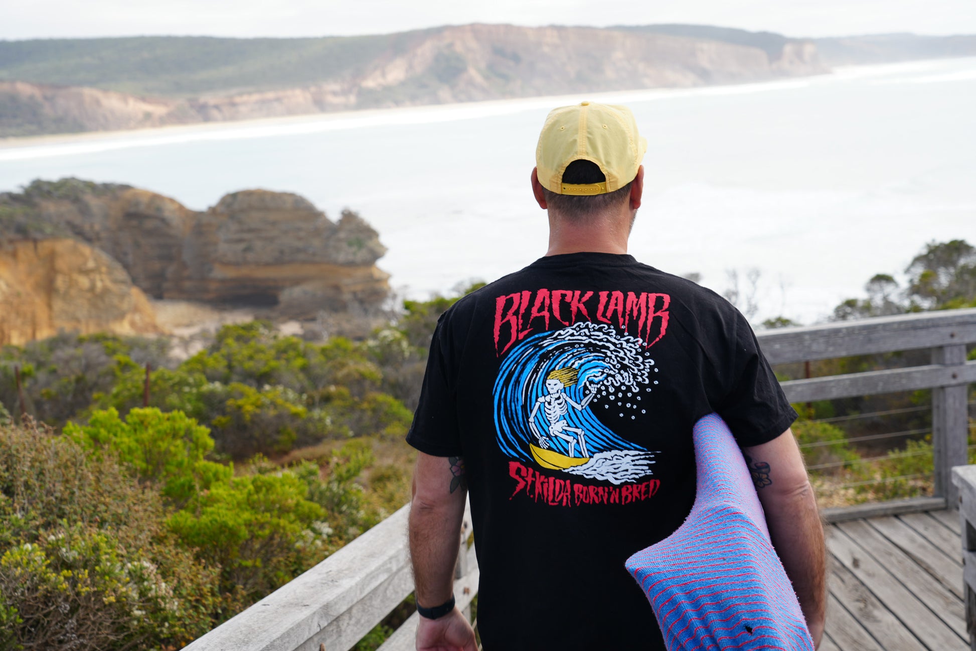 born-bread-heavyweight-surf-graphic-tshirt.jpg