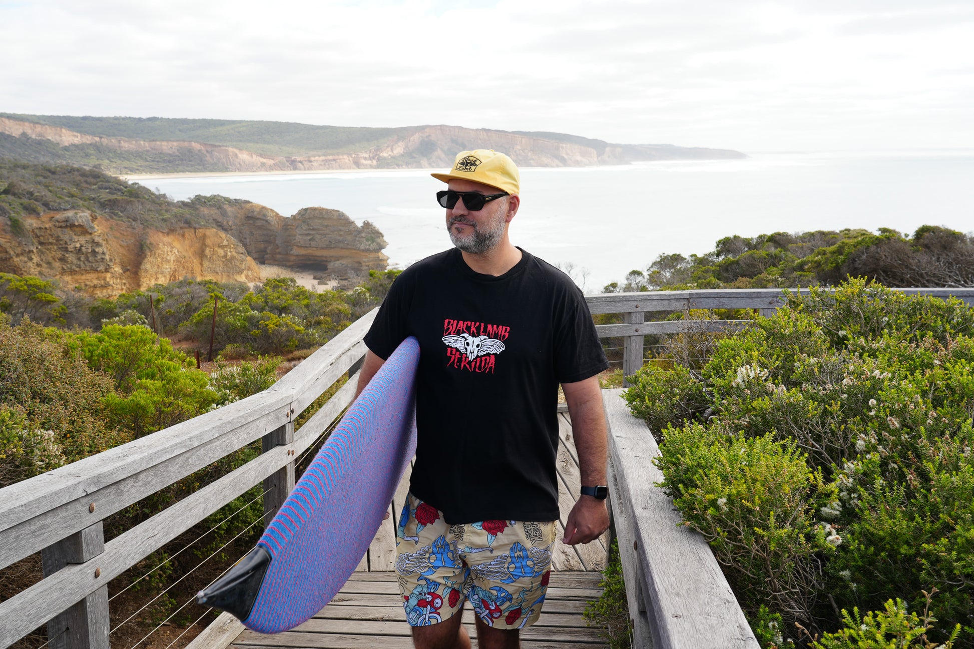 born-bread-heavyweight-surf-graphic-tshirt.jpg